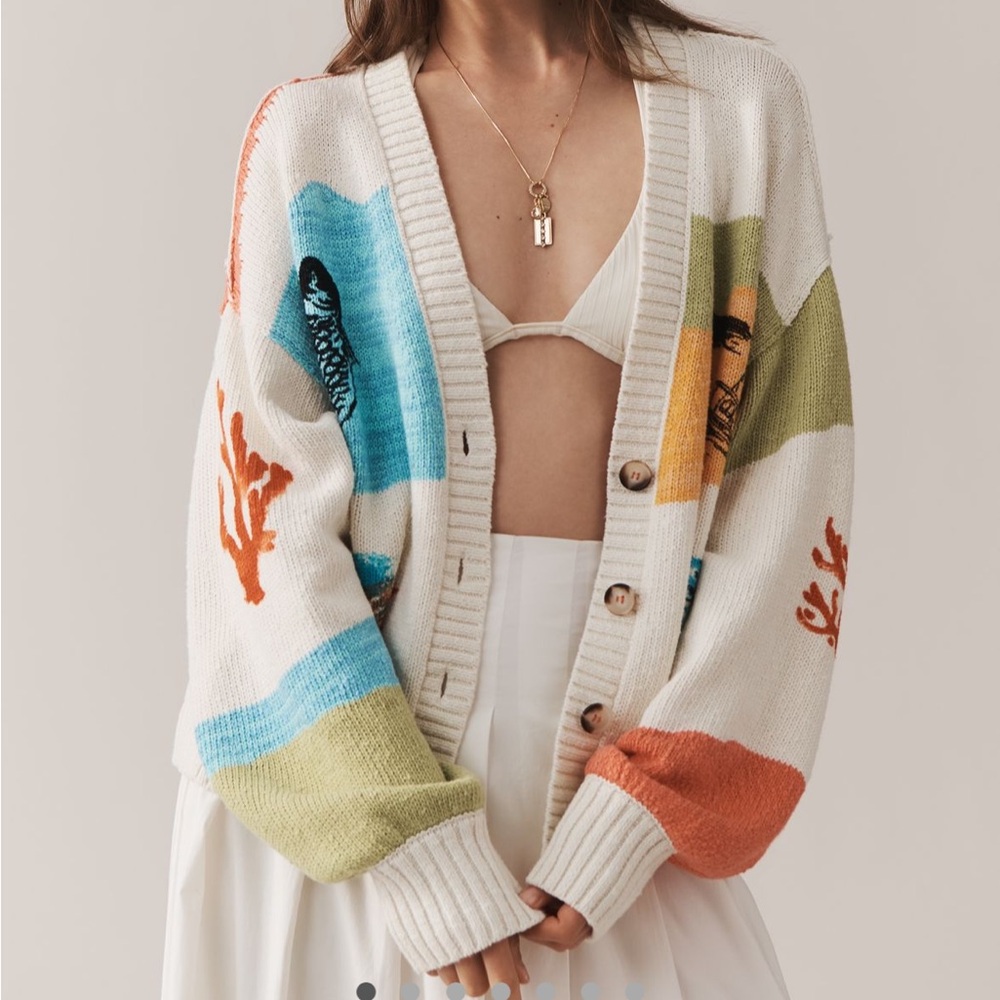 Pilcro Anthro Icon Graphic Fish Beach Cardigan Sweater Medium - Picture 6 of 7
